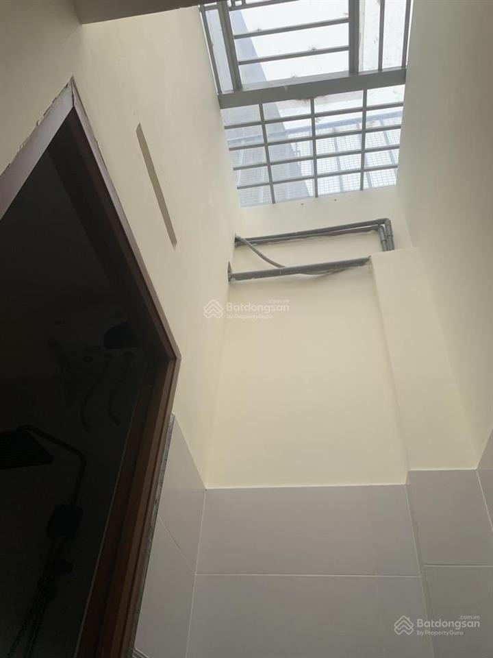 Nhà bán đường phan văn trị q5  ngang 4m  62m2  chỉ 7,5 tỷ