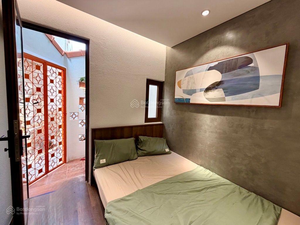 Bán nhà mới cầu kiệu  2 tầng 3pn nhỉnh 5ty