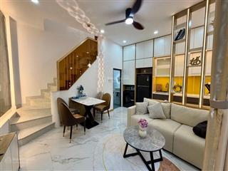 Bán nhà nguyễn hữu cảnh 1/ sd 52m2 2 tầng  nhỉnh 4,5ty