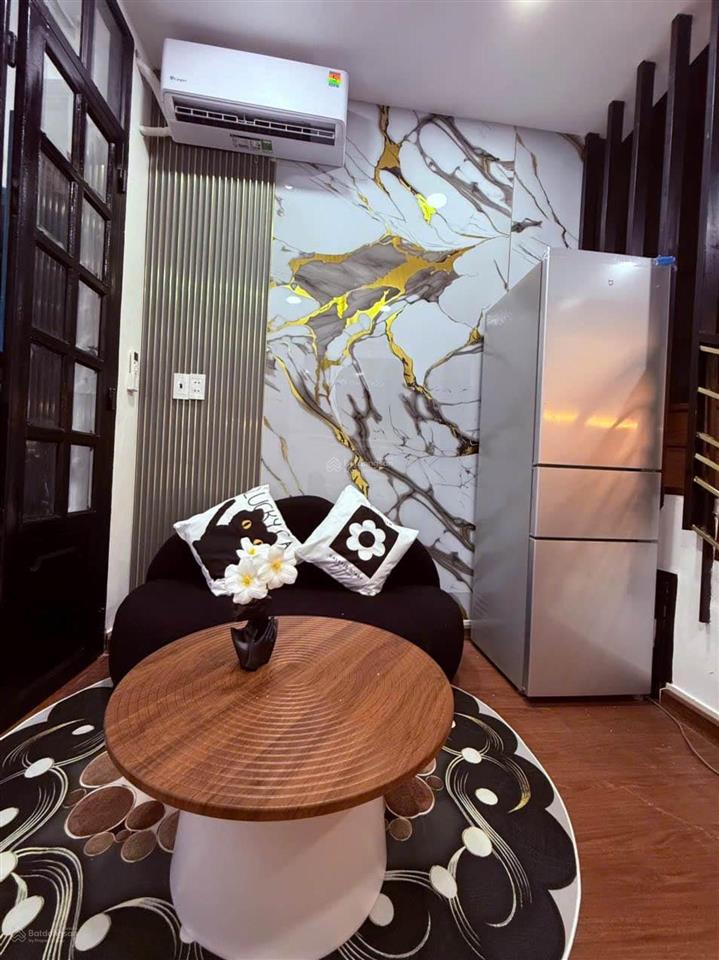 Bán nhà nơ trang long sát bên rạch xuyên tâm  vài phút qua q1  sd45m2 nhỉnh 3,9ty tl 