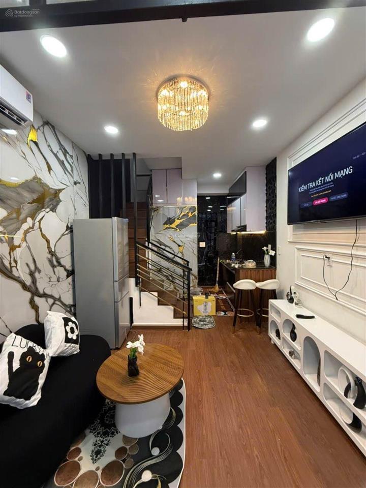 Bán nhà nơ trang long sát bên rạch xuyên tâm  vài phút qua q1  sd45m2 nhỉnh 3,9ty tl 