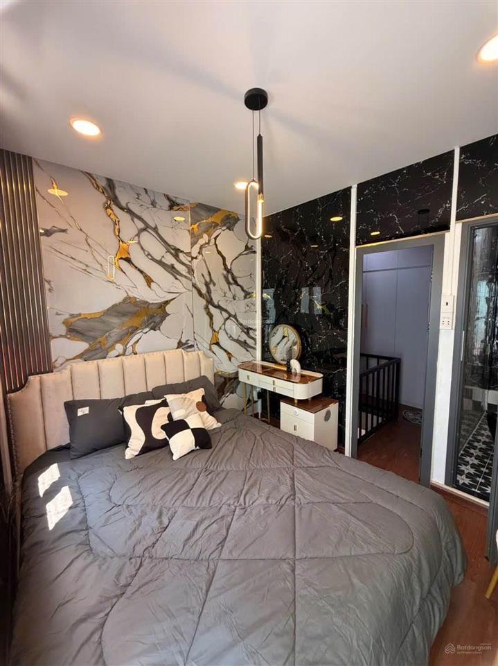 Bán nhà nơ trang long sát bên rạch xuyên tâm  vài phút qua q1  sd45m2 nhỉnh 3,9ty tl 