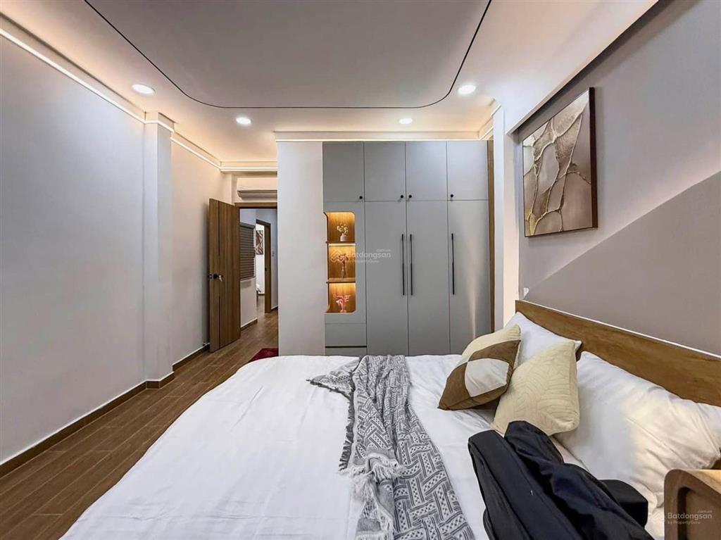 Siêu phẩm phan văn hân sát q1 full nội thất cao cấp chỉ 6.x tỷ 60m2 2 tầng btct