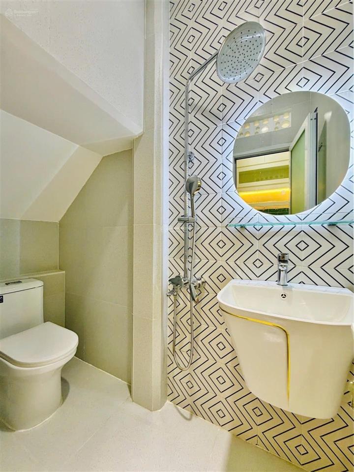 Nhà phan văn trị 1/ 2 tầng 45m2 chỉ hơn 5,5ty xíu  nhà mới hoàn công đủ