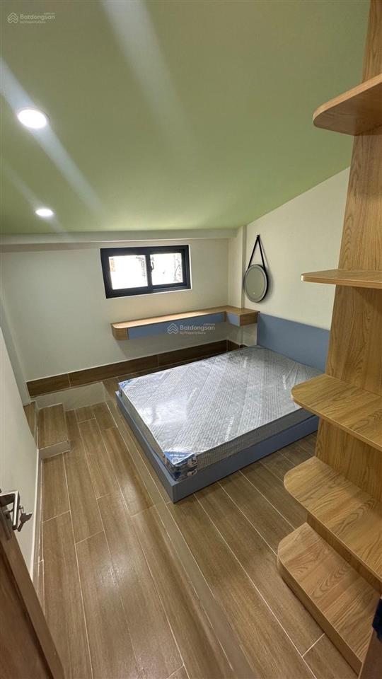 Nhà nguyễn văn công 1/, sát sân bay, đối diện bv 175  42m2 chỉ 5,6 tỷ nhỉnh