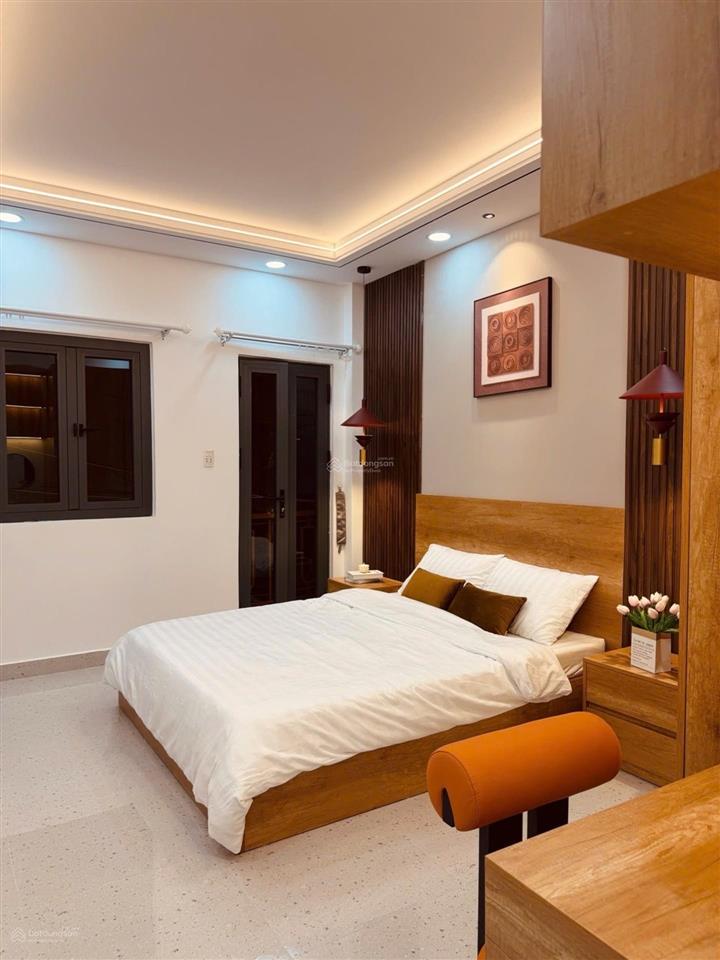 Siêu phẩm mặt tiền khu vip huỳnh văn bánh phú nhuận  ở kinh doanh 45m2 chỉ 8ty hơn