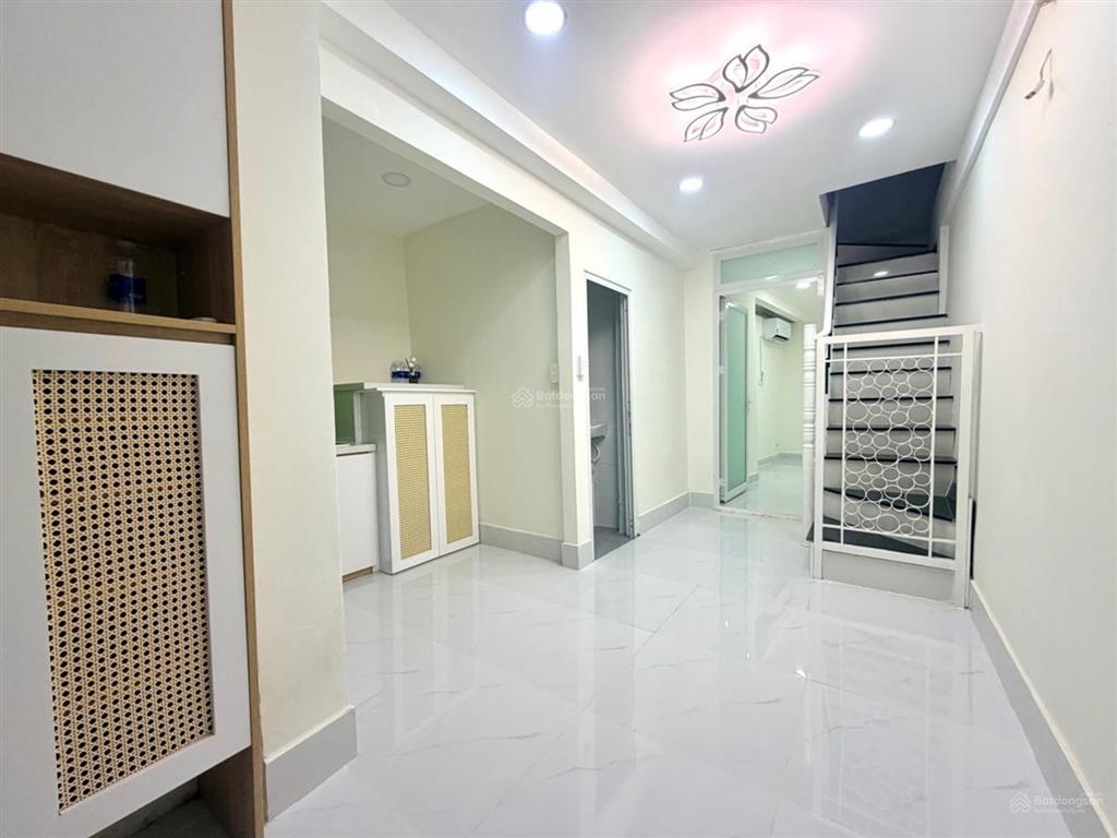 Bán nhà nguyễn lâm sát chợ bà chiểu  mới 2 tầng  30m2 chỉ nhỉnh 4 tỷ