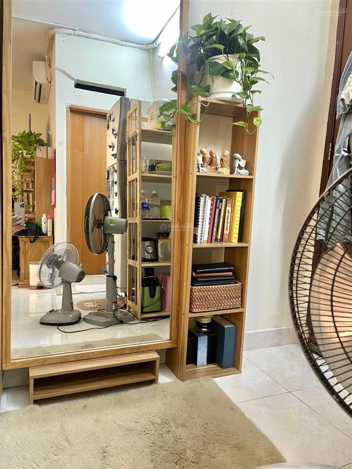 Nhà thích quảng đức  xe tải đỗ cửa  sát mặt tiền  3 tầng btct 62m2 chỉ nhỉnh 8 tỷ tl