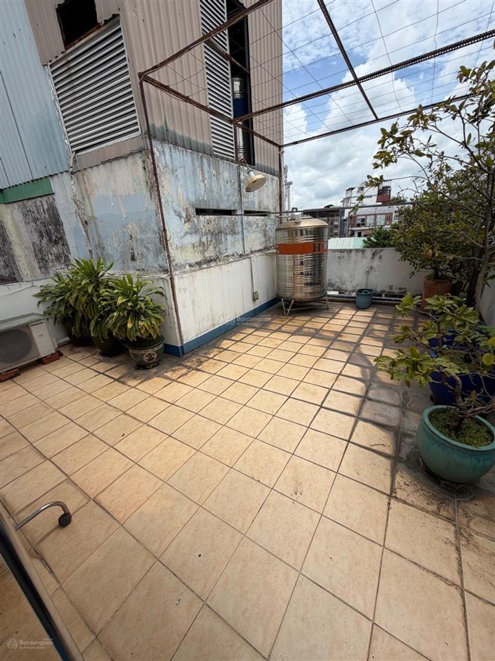 Nguyễn kiệm phú nhuận 4 tầng btct  hoàn công đầy đủ  hẻm xe hơi 5m  40m2 chỉ 5,9 tỷ tl