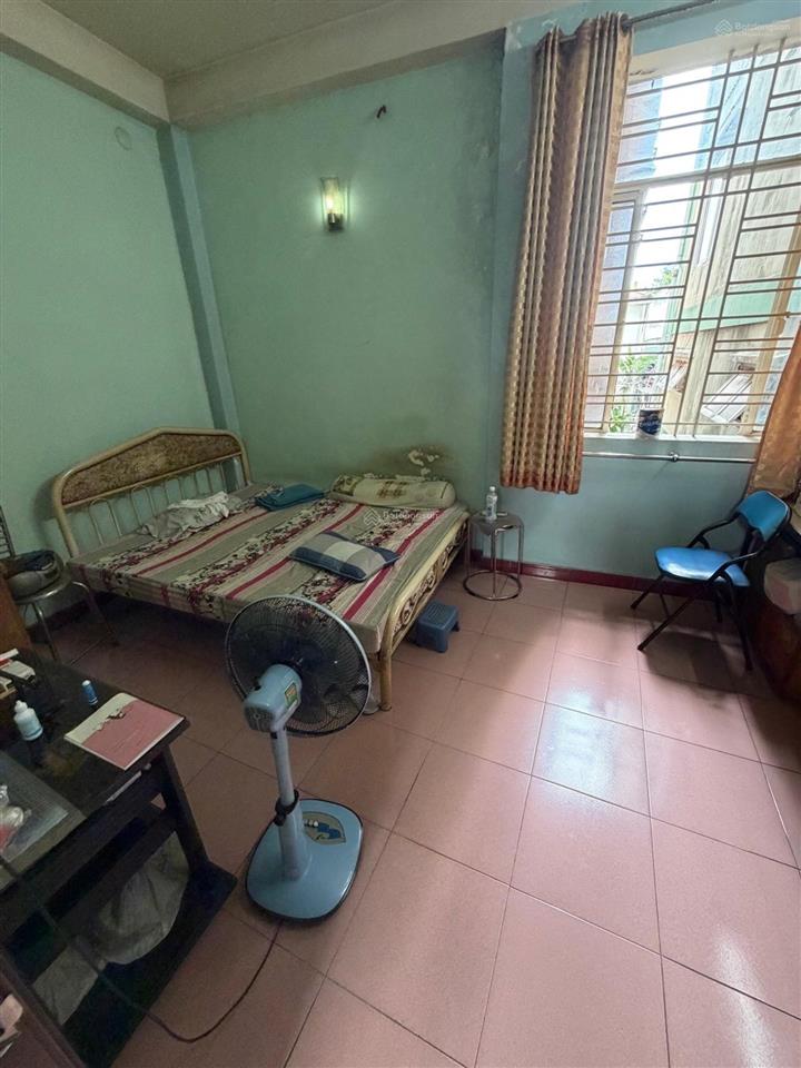 Nguyễn kiệm phú nhuận 4 tầng btct  hoàn công đầy đủ  hẻm xe hơi 5m  40m2 chỉ 5,9 tỷ tl