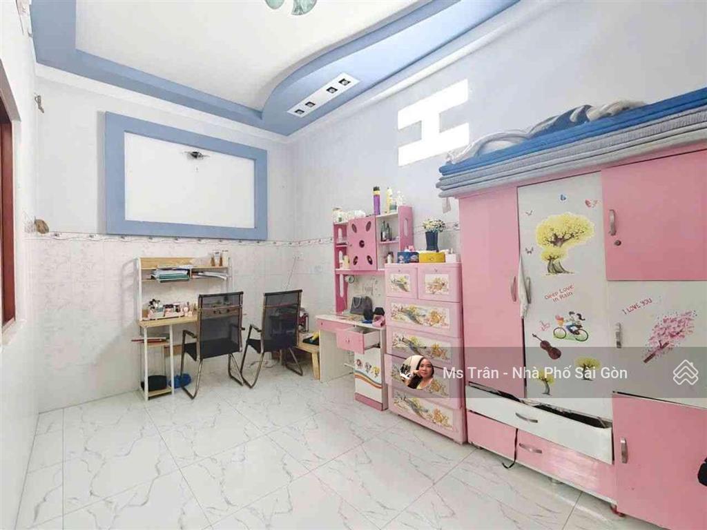 Nhà hòa bình, tô hiệu, phan anh 1/  ngã tư 4 xã  80m2 3 tầng btct chỉ 8 tỷ xíu