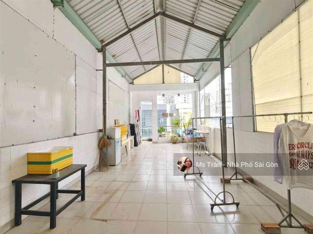 Nhà hòa bình, tô hiệu, phan anh 1/  ngã tư 4 xã  80m2 3 tầng btct chỉ 8 tỷ xíu