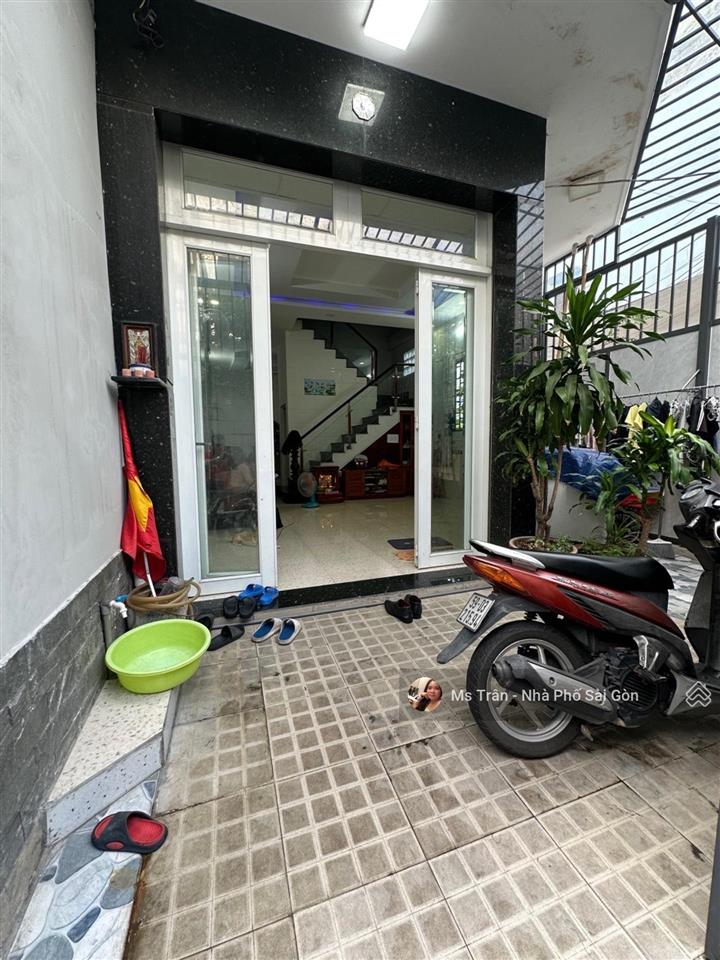 Nhà gò dầu 1/  xe hơi ngủ nhà  63m2 2 tầng btct chỉ nhỉnh 7 tỷ căn góc  không lộ giới