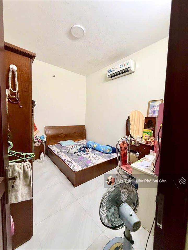 Nhà tây thạnh, lưu chí hiếu 1/  hxh  sẵn dòng tiền 4 tầng 80m2 chỉ 9 tỷ hơn
