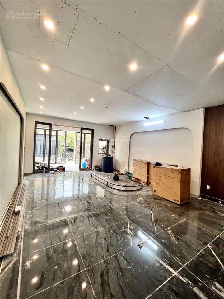 127m2  tỉnh lộ 10  6.2 tỷ  hẻm 8m  sổ hồng riêng  nhà đang hoàn thiện 90%