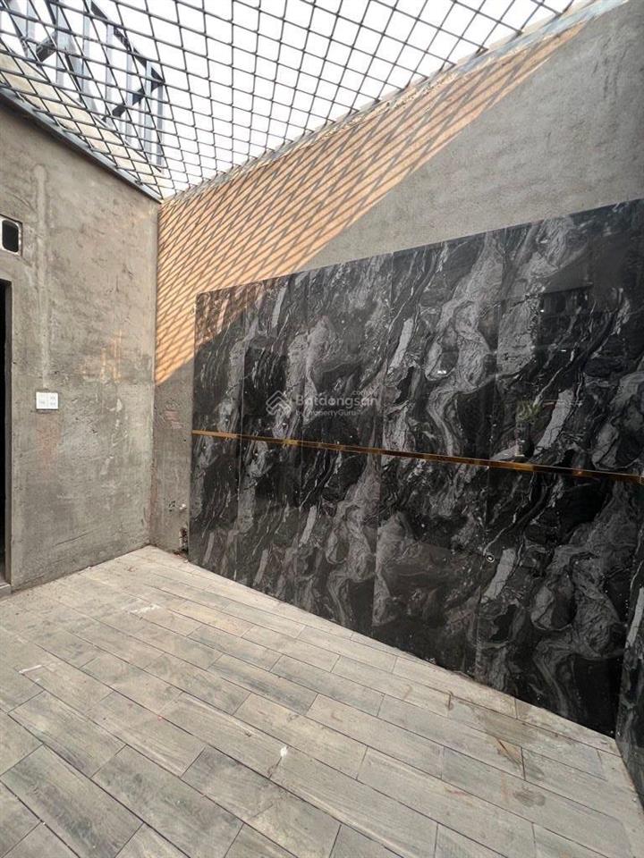 127m2  tỉnh lộ 10  6.2 tỷ  hẻm 8m  sổ hồng riêng  nhà đang hoàn thiện 90%