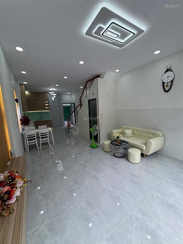 Nhà mới đường trương phước phan giáp q6  3pn đường 4m  2 mặt tiền  ngang 4.3m  giá chỉ 4.58 tỷ