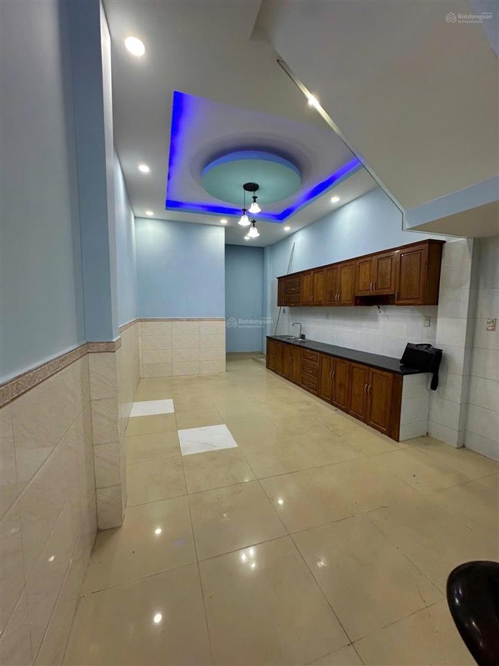Nhà 4 tầng  aeon bình tân  4,1x16  5pn 6wc  hxh  giá 5.95 tỷ thương lượng chính chủ