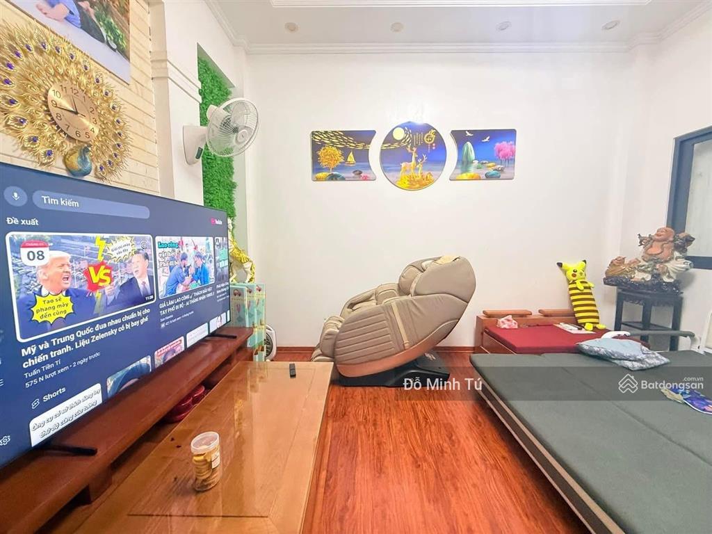 Nhà mặt ngõ lý nam đế 61m2*4t, mt 4.9m, ngõ rộng 3m, 30m ra phố, 2 thoáng, sổ vuông, về ở ngay