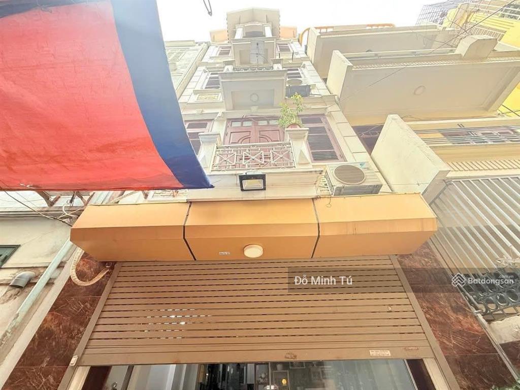 Nhà mặt ngõ lý nam đế 61m2*4t, mt 4.9m, ngõ rộng 3m, 30m ra phố, 2 thoáng, sổ vuông, về ở ngay