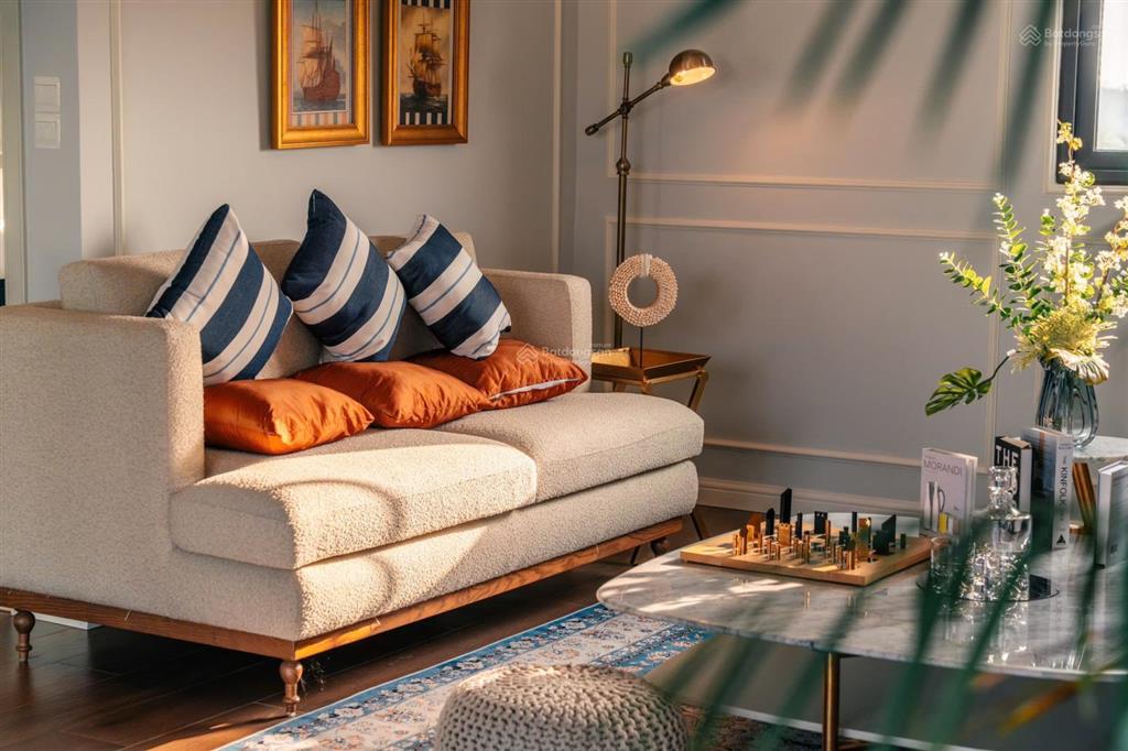 Chỉ từ 2.6 tỷ sở hữu nhà phố 112m2  đã có sổ hồng và nằm cạnh tttm tân thành ( vạn hạnh mall )