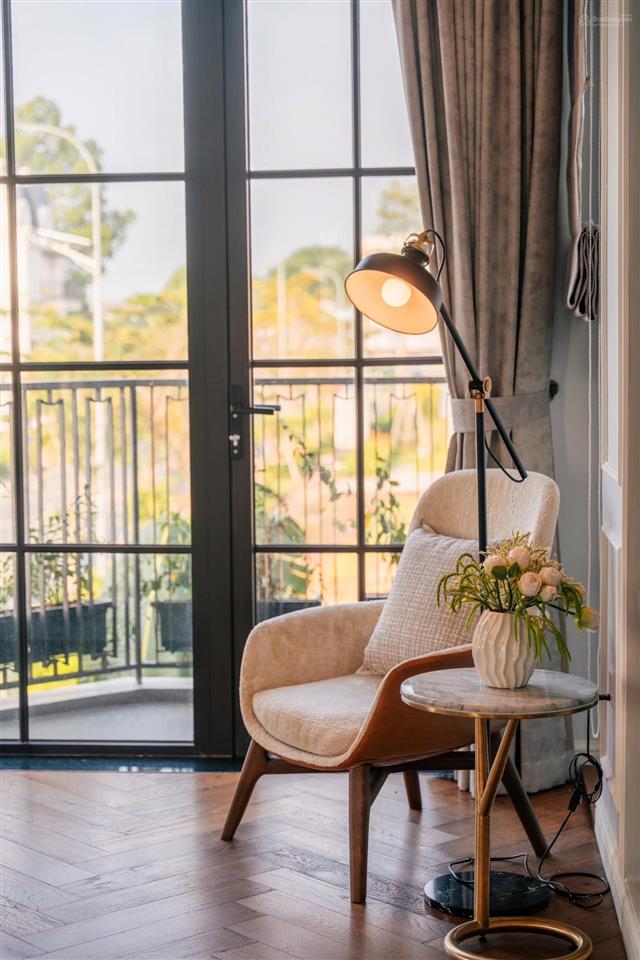 Chỉ từ 2.6 tỷ sở hữu nhà phố 112m2  đã có sổ hồng và nằm cạnh tttm tân thành ( vạn hạnh mall )