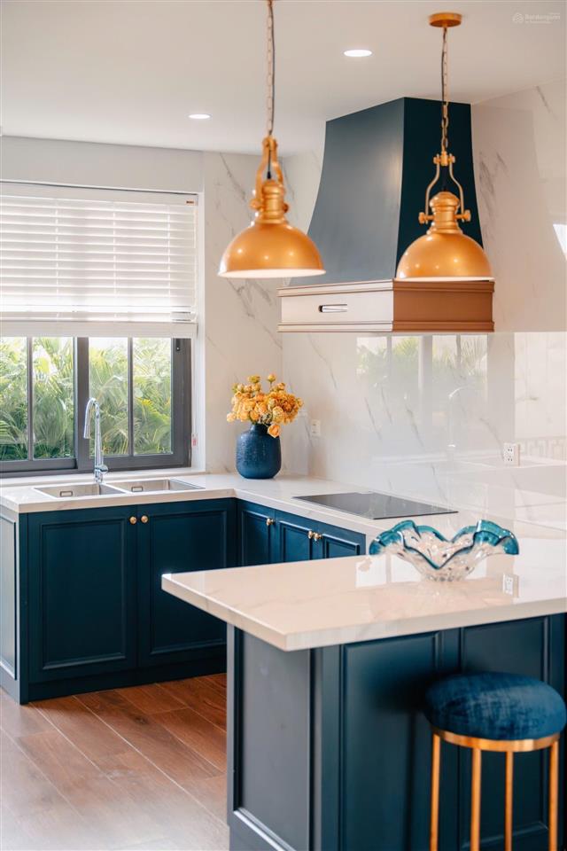 Chỉ từ 2.6 tỷ sở hữu nhà phố 112m2  đã có sổ hồng và nằm cạnh tttm tân thành ( vạn hạnh mall )