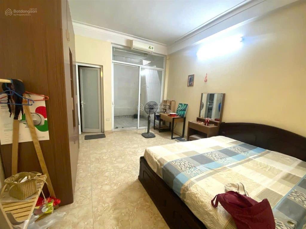 Bán phân lô quân đội phố hoàng sâm  nhỉnh 32 tỷ  dt 110m  ô tô  thang máy  2 thoáng