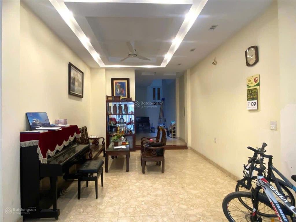 Bán phân lô quân đội phố hoàng sâm  nhỉnh 32 tỷ  dt 110m  ô tô  thang máy  2 thoáng