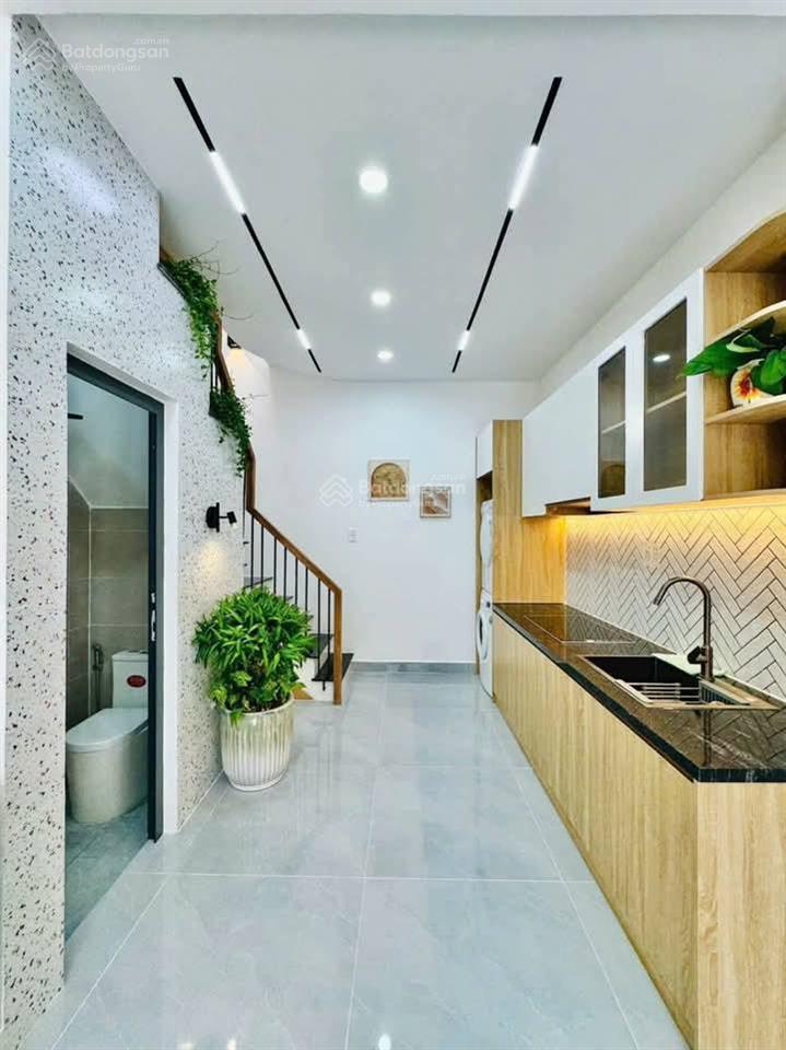 Kẹt vốn bán nhà huỳnh tấn phát, quận 7. giá 3,66 tỷ, dt 60m2,  như 0766 372 ***, hẻm xe hơi 5m