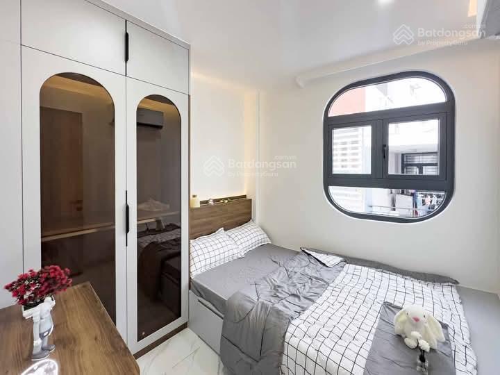 Bán lỗ nhà an dương vương, quận 5. giá 4,09 tỷ, dt 56m2,  như 0766 372 ***, đường hẻm 4m rộng