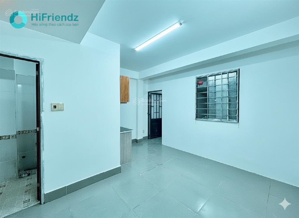 Gần cầu chà và  nhà 5 tầng 4,5x19  9 phòng siêu lợi nhuận  d.thu 36tr/tháng chỉ nhỉnh 8t