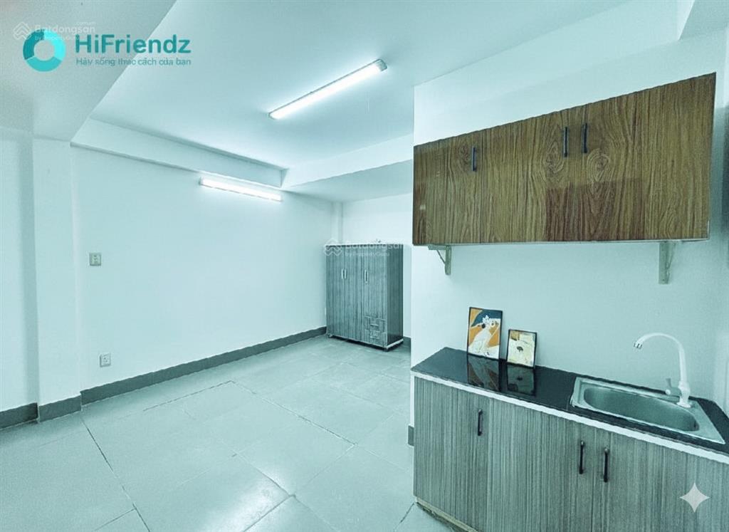 Gần cầu chà và  nhà 5 tầng 4,5x19  9 phòng siêu lợi nhuận  d.thu 36tr/tháng chỉ nhỉnh 8t