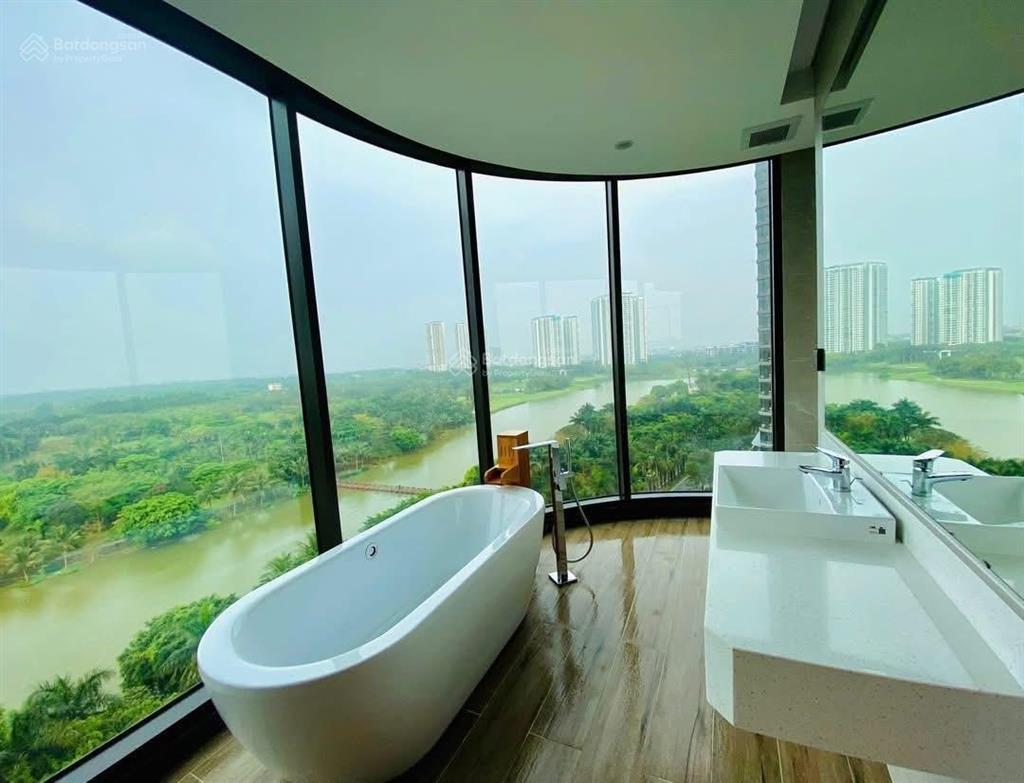 Bán căn hô 3 ngủ tại toà landmark , đa hoàn thiện full đồ , 3 ngủ 2 vệ sinh, giad chỉ 8ty1 bao phí