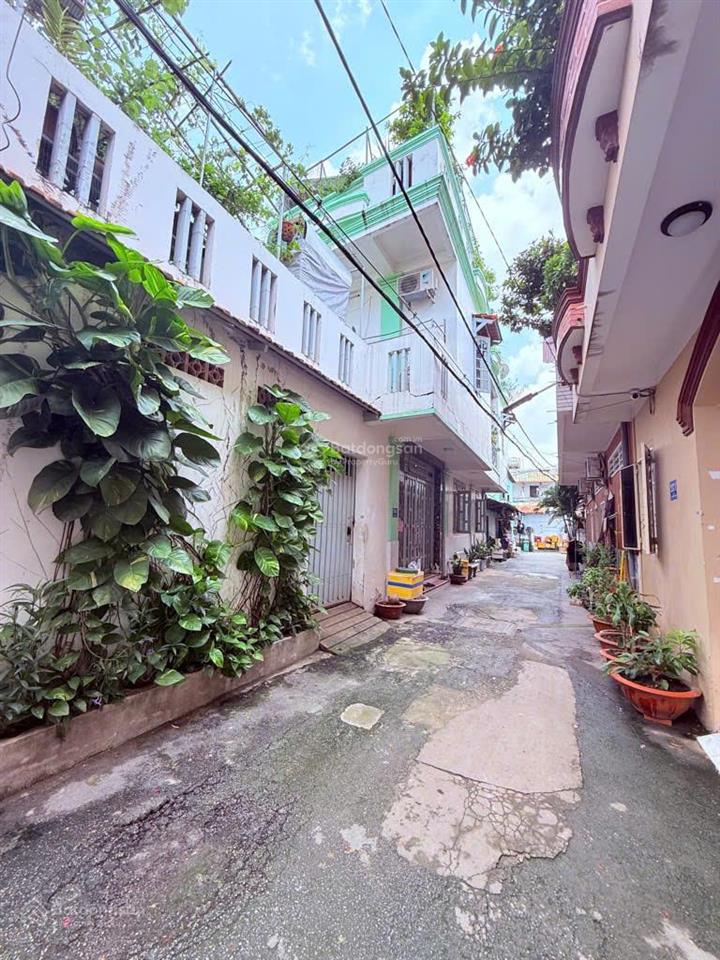 Bán đất tô ký quận 12  68m2 (4.5x15m)  hẻm 1 sẹc ngay chợ cầu  sổ vuông a4