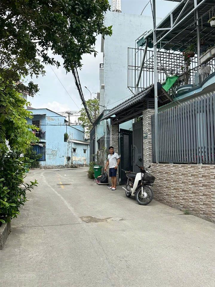 Nhà q12 sát gò vấp 3.25 tỷ  hẻm ô tô tránh tới cửa