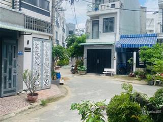 Bán lô đất hiếm hoi  sẵn lềfull thổ cư60m2 ngang 4m kdc đồng bộngay ql1adân tríxd tự do