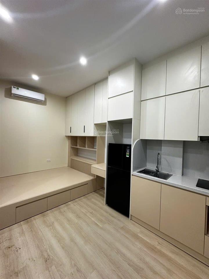 Toà 7 tầng  136m2  mt rộng. khai thác 160 tr/tháng tại chùa láng đống đa. giá 38,9 tỷ (có tl).
