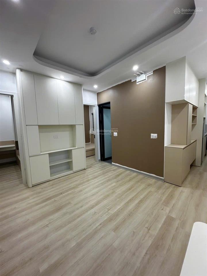 Toà 7 tầng  136m2  mt rộng. khai thác 160 tr/tháng tại chùa láng đống đa. giá 38,9 tỷ (có tl).