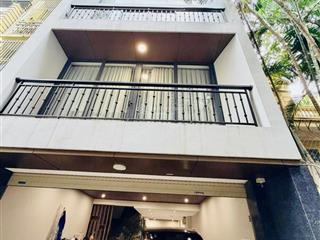 Nhà 6 tầng thang máy oto vào nhà tại phố nguyễn công hoan. 98m2 mt5,5m. giá 36 tỷ. 0793 198 ***