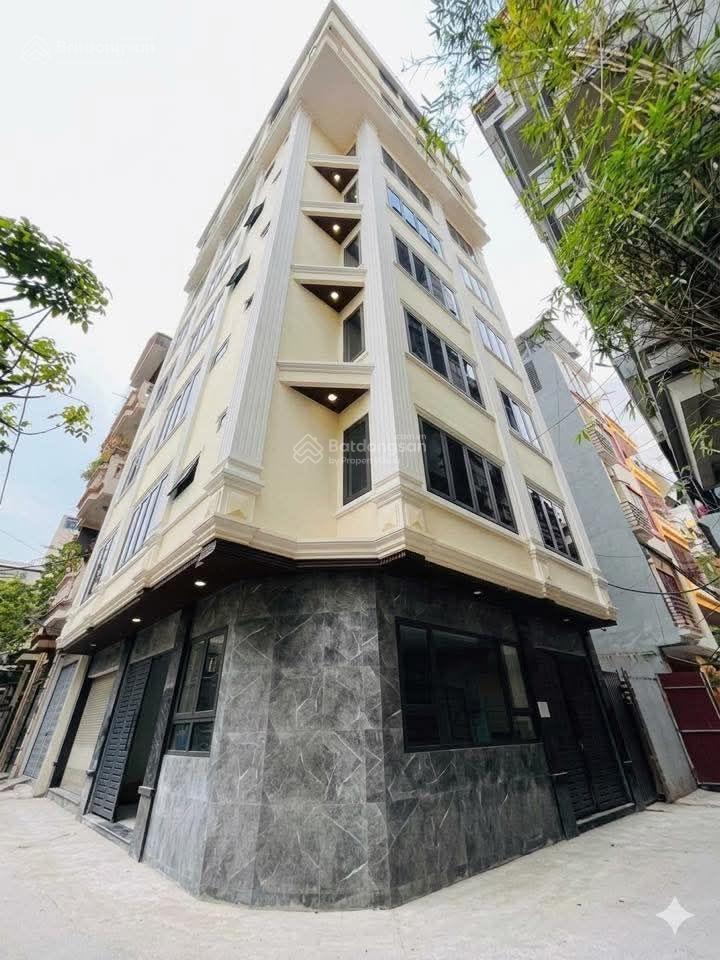 Chính chủ bán tòa nhà dòng tiền cầu giấy ô tô qua, lô góc 90m29t, thang máy, đủ pccc.0793 198 ***