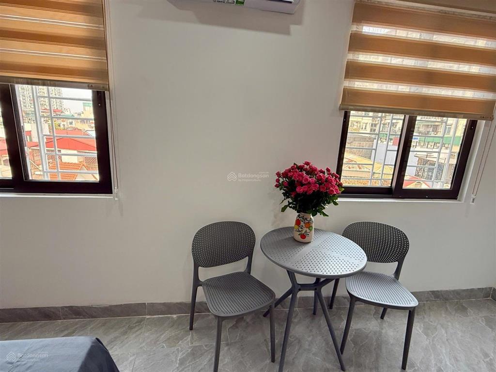 Bán tòa chdv hoàng hoa thám, gần hồ tây  70m2, 7t thang máy, 18p, đủ pcccgpxd. 0793 198 ***.