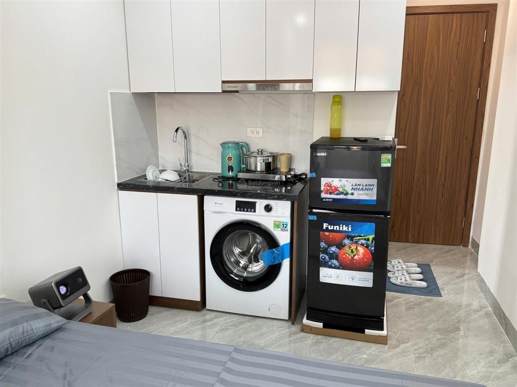 Bán tòa chdv hoàng hoa thám, gần hồ tây  70m2, 7t thang máy, 18p, đủ pcccgpxd. 0793 198 ***.