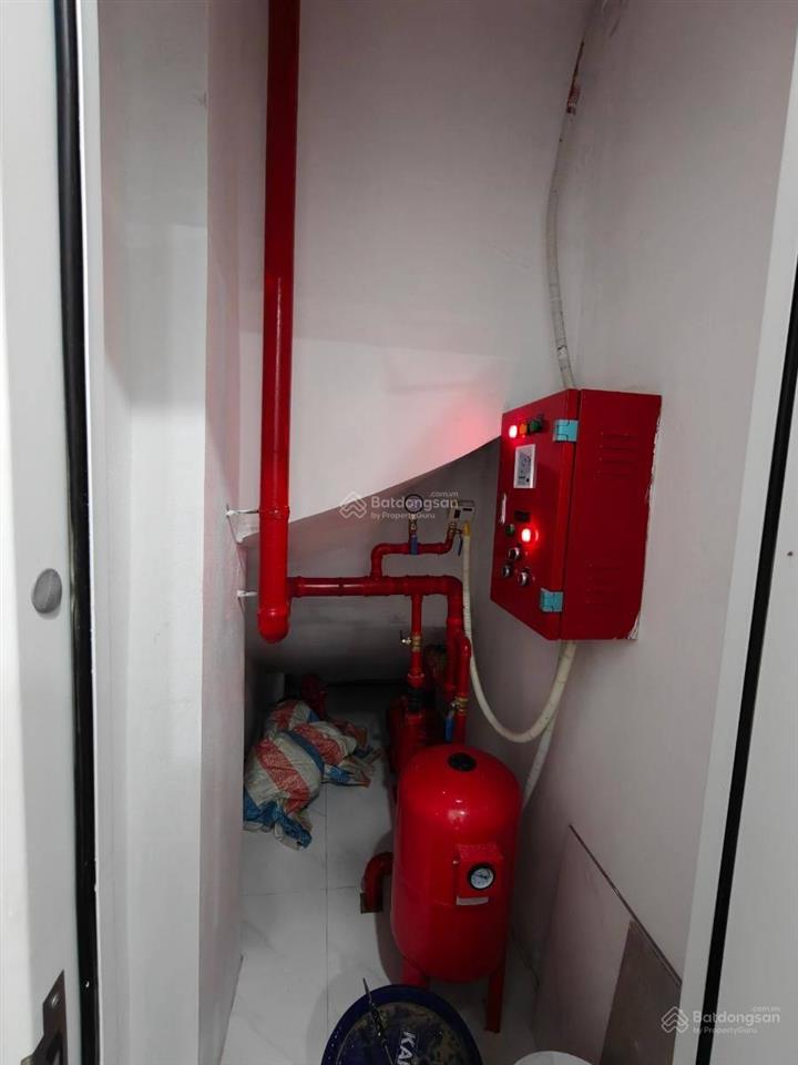 Tòa căn hộ dòng tiền văn cao 100tr/tháng, 30m ra ô tô, 15p7t tháng máy đủ gpxdpccc. 0793 198 ***