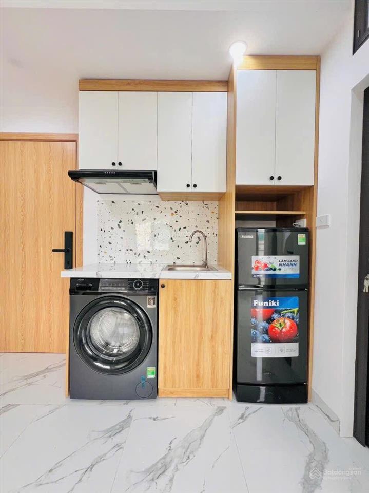 Chính chủ bán tòa nhà dòng tiền pháo đài láng, 120m2*10t thang máy, 29 phòng, đủ pccc.0793 198 ***