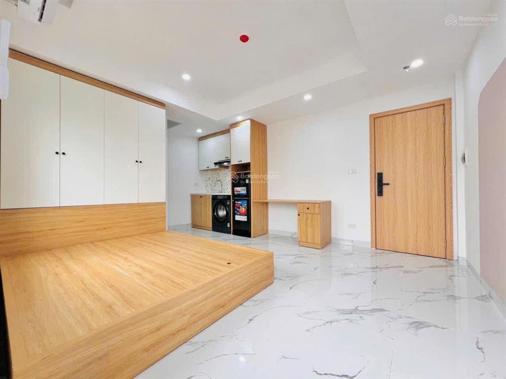Chính chủ bán tòa nhà dòng tiền pháo đài láng, 120m2*10t thang máy, 29 phòng, đủ pccc.0793 198 ***