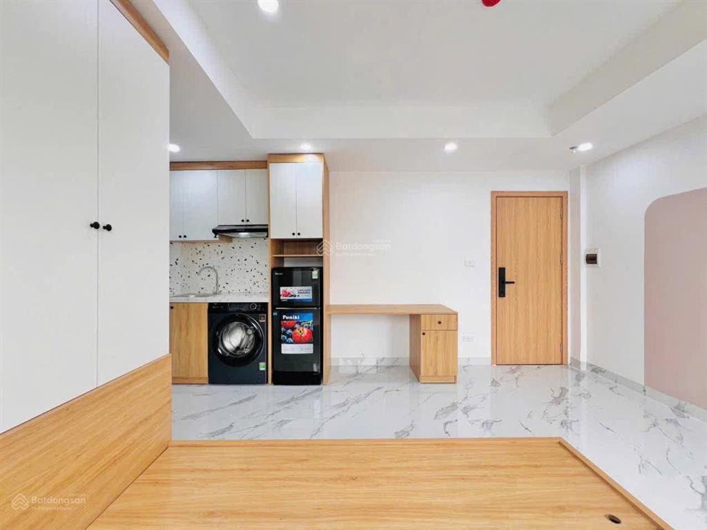 Chính chủ bán tòa nhà dòng tiền pháo đài láng, 120m2*10t thang máy, 29 phòng, đủ pccc.0793 198 ***