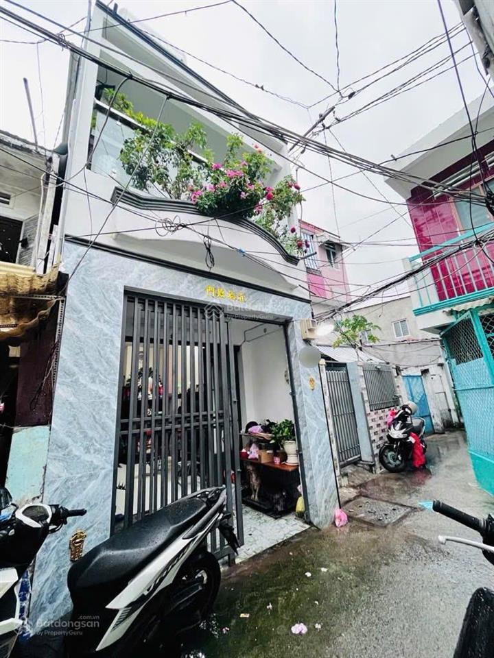 Căn góc 2 mặt hẻm ngay bình tiên, bãi sậy, trung tâm q6  sát mặt tiền  btct 2 tầng  nhỉnh 4 tỷ