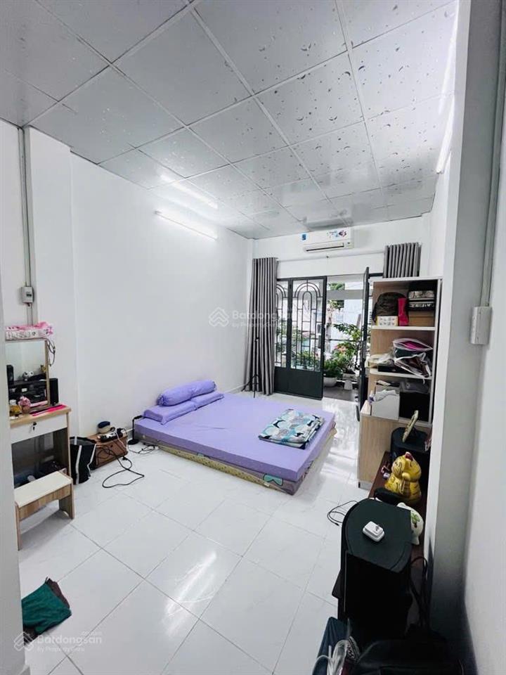 Căn góc 2 mặt hẻm ngay bình tiên, bãi sậy, trung tâm q6  sát mặt tiền  btct 2 tầng  nhỉnh 4 tỷ