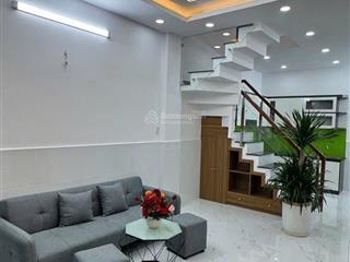 Nhà mới ngay tỉnh lộ 10  40m2  3 tầng  3pn  ngang 4 sát khu tên lửa giáp quận 6 hẻm thông